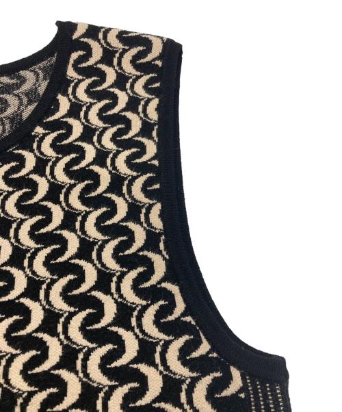 DRIES VAN NOTEN（ドリスヴァンノッテン）DRIES VAN NOTEN (ドリスヴァンノッテン) ジャガードニットベスト ベージュ×ブラック サイズ:SIZE Sの古着・服飾アイテム