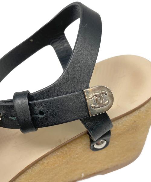 CHANEL（シャネル）CHANEL (シャネル) クレープウェッジソールサンダル ブラック サイズ:SIZE 37 1/2の古着・服飾アイテム