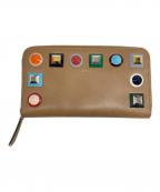 FENDIフェンディ）の古着「スタッズロングウォレット」｜ベージュ