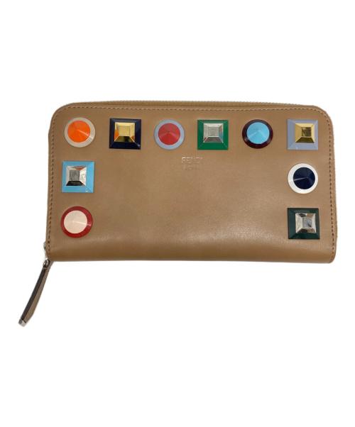 FENDI（フェンディ）FENDI (フェンディ) スタッズロングウォレット ベージュの古着・服飾アイテム