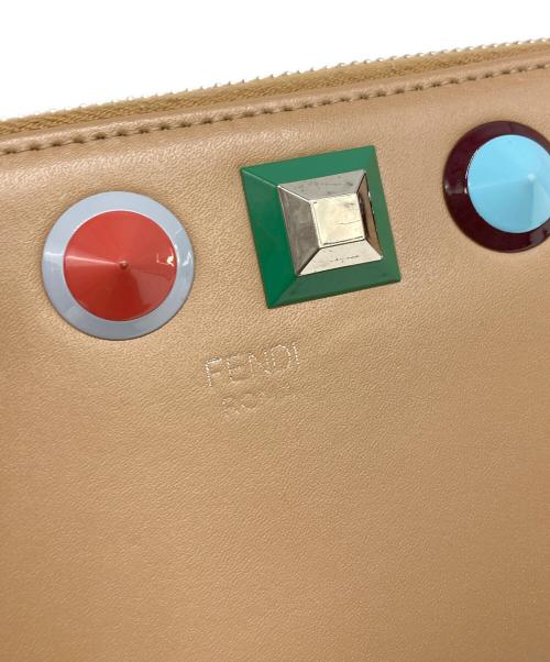 FENDI（フェンディ）FENDI (フェンディ) スタッズロングウォレット ベージュの古着・服飾アイテム