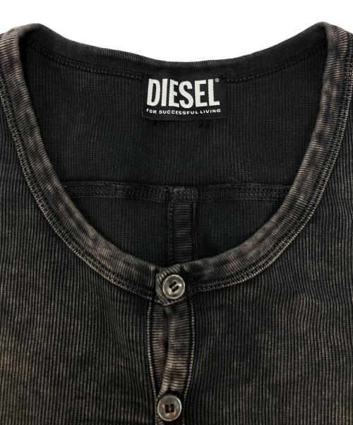 DIESEL（ディーゼル）DIESEL (ディーゼル) T-HOLDY グレー サイズ:SIZE Mの古着・服飾アイテム