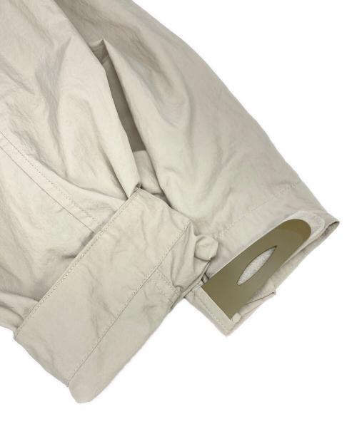 ASTRAET（アストラット）ASTRAET (アストラット) ナイロン タフタ 2WAY ステンカラーコート ベージュ サイズ:SIZE Freeの古着・服飾アイテム