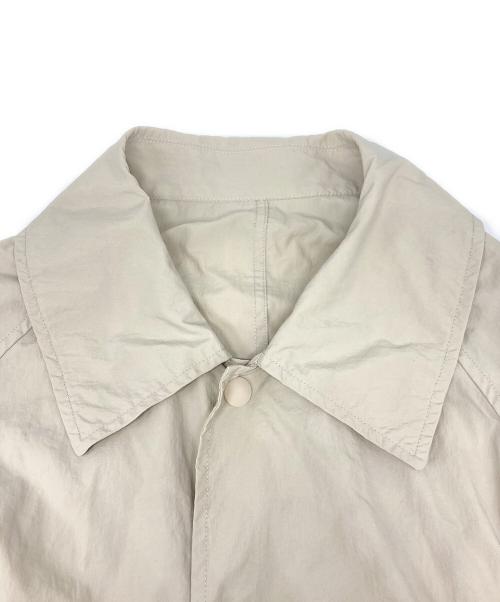 ASTRAET（アストラット）ASTRAET (アストラット) ナイロン タフタ 2WAY ステンカラーコート ベージュ サイズ:SIZE Freeの古着・服飾アイテム