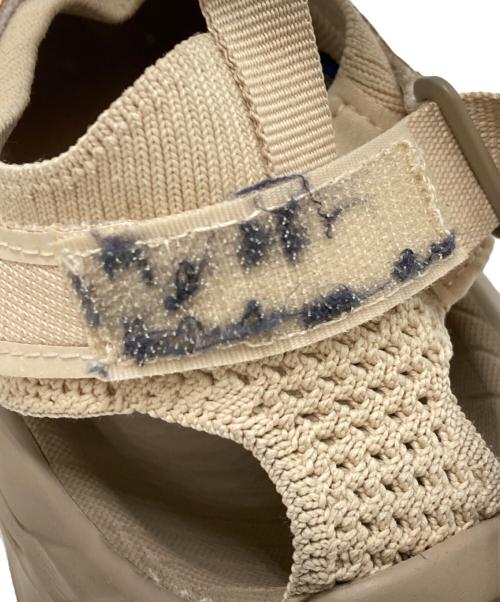 HOKAONEONE（ホカオネオネ）HOKAONEONE (ホカオネオネ) HOPARA 2 ベージュ サイズ:SIZE US8Dの古着・服飾アイテム