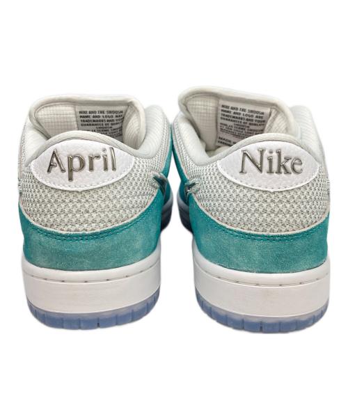 NIKE SB（ナイキエスビー）NIKE SB (ナイキエスビー) APRIL SKATEBOARDS (エイプリル・スケートボード) Dunk Low Pro QS ホワイト サイズ:US9.5の古着・服飾アイテム