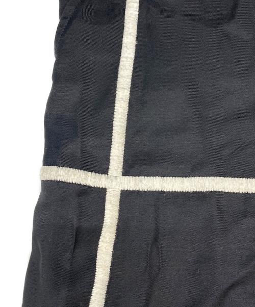 HaaT（ハート）HaaT (ハート イッセイ ミヤケ) ブロック刺繍パンツ ブラック サイズ:SIZE 3の古着・服飾アイテム