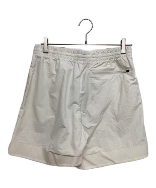 DESCENTE PAUSE（デサントポーズ）DESCENTE PAUSE (デサントポーズ) スリットショーツ アイボリー サイズ:SIZE Mの古着・服飾アイテム