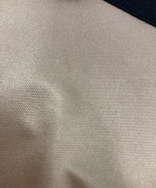 UNDERCOVER（アンダーカバー）UNDERCOVER (アンダーカバー) ボウタイノースリーブブラウス ベージュ サイズ:SIZE 2の古着・服飾アイテム