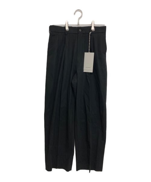 MARKAWARE（マーカウェア）MARKAWARE (マーカウェア) CLASSIC FIT DOUBLE PLEATED TROUSERS ブラック サイズ:SIZE 2の古着・服飾アイテム