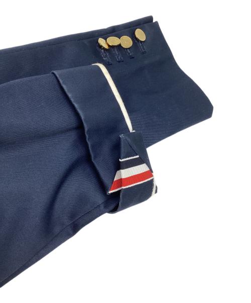 Thom Browne（トムブラウン）Thom Browne (トムブラウン) アンコンストラクテッド クラシック スポーツコート ネイビー サイズ:SIZE Lの古着・服飾アイテム