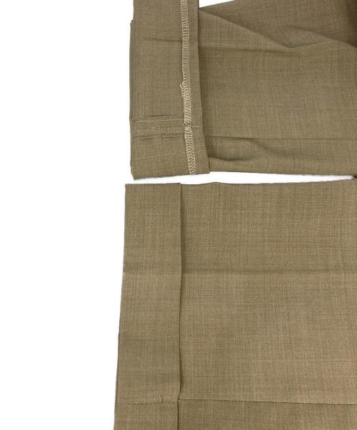 giab's ARCHIVIO（ジャブス アルキヴィオ）giab's ARCHIVIO (ジャブス アルキヴィオ) テクノウール 1プリーツ パンツ ベージュ サイズ:44の古着・服飾アイテム