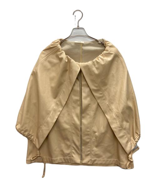 CELINE（セリーヌ）CELINE (セリーヌ) エコレザーポンチョ ベージュ サイズ:SIZE 38の古着・服飾アイテム