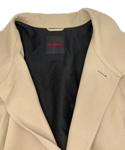 CABAN（キャバン）CABAN (キャバン) ウールギャバジン スタンドカラーコート ベージュ サイズ:SIZE Mの古着・服飾アイテム