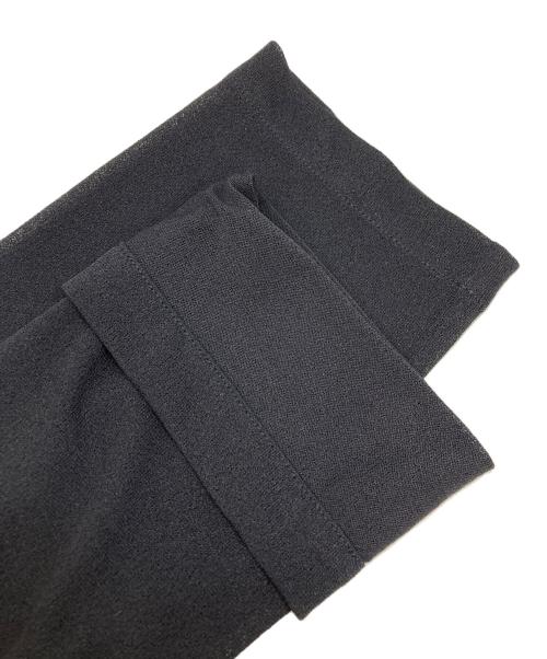 JACQUEMUS LA RIVIERA（ジャクムス ラ リヴィエラ）JACQUEMUS LA RIVIERA (ジャクムス ラ リヴィエラ) フリルシアーワンピース ブラック サイズ:SIZE 34の古着・服飾アイテム