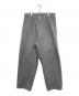 Graphpaper（グラフペーパー）の古着「Colorfast Denim Two Tuck Tapered Pants」｜グレー