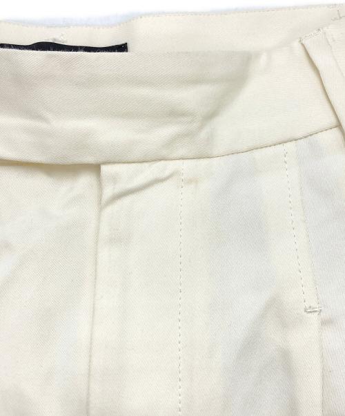CABAN（キャバン）CABaN (キャバン) コットンレーヨンチノ クロップドパンツ アイボリー サイズ:SIZE XSの古着・服飾アイテム