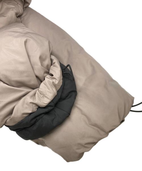 AMOMENT（アモーメント）AMOMENT (アモーメント) Reversible Down Puffer Jacket ベージュ サイズ:SIZE　Mの古着・服飾アイテム