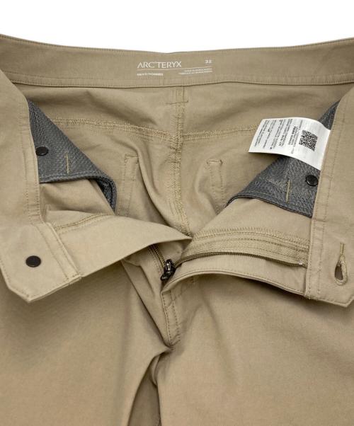 ARC'TERYX（アークテリクス）ARC'TERYX (アークテリクス) LEVON PANT ベージュ サイズ:SIZE 32の古着・服飾アイテム