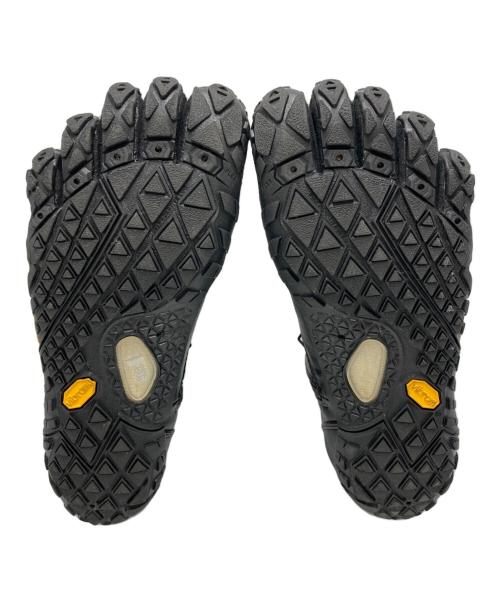 TAKAHIROMIYASHITA TheSoloIst.（タカヒロミヤシタ ザソロイスト）TAKAHIROMIYASHITA TheSoloIst. (タカヒロミヤシタ ザソロイスト) suicoke (スイコック) FIVE FINGERS CHELSEA BOOTS ブラック サイズ:EU38の古着・服飾アイテム