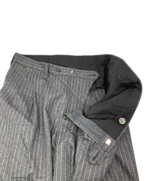 TOMORROW LAND PILGRIM（トゥモローランド ピルグリム）TOMORROW LAND PILGRIM (トゥモローランド ピルグリム) Super120'sウールフランネル ダブルブレステッド6B スーツ グレー サイズ:SIZE 50の古着・服飾アイテム