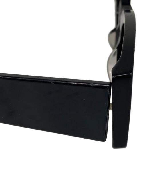 ALEXANDER McQUEEN（アレキサンダーマックイーン）ALEXANDER McQUEEN (アレキサンダーマックイーン) サングラス ブラック サイズ:54□49の古着・服飾アイテム