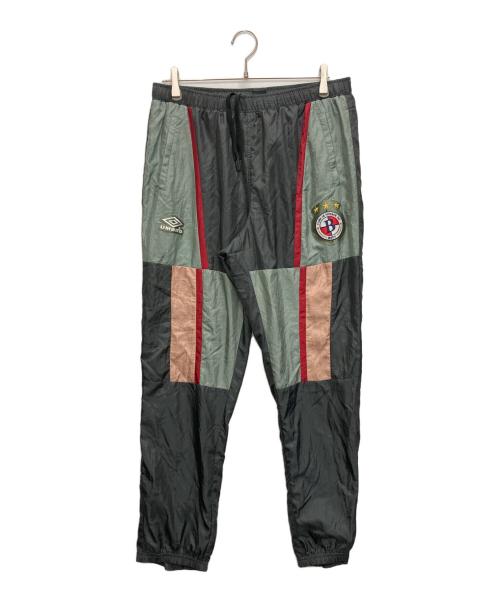 UMBRO（アンブロ）UMBRO (アンブロ) BoTT (ボット) パネルデザインナイロンパンツ グレー サイズ:SIZE Oの古着・服飾アイテム