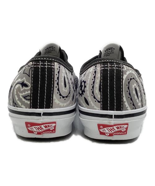 VANS VAULT（バンズボルト）VANS VAULT (バンズボルト) BEDWIN &THE HEARTBREAKERS (ベドウィンアンドザ ハートブレイカーズ) コラボオーセンティック グレー×ブラック サイズ:SIZE US10.5の古着・服飾アイテム