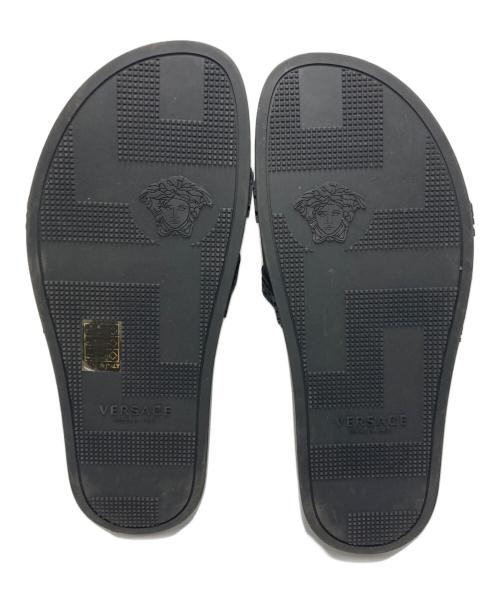 VERSACE（ヴェルサーチェ）VERSACE (ヴェルサーチェ) ラバープールサンダル ブラック サイズ:不明の古着・服飾アイテム