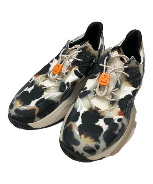 FENDI（フェンディ）FENDI (フェンディ) FLOWスニーカー ホワイト×ブラック サイズ:8の古着・服飾アイテム