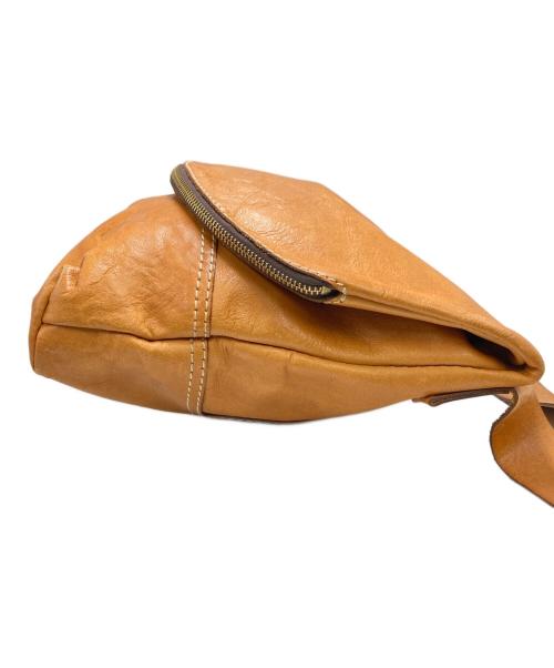 Herz（ヘルツ）Herz (ヘルツ) レザーショルダーバッグ ブラウンの古着・服飾アイテム