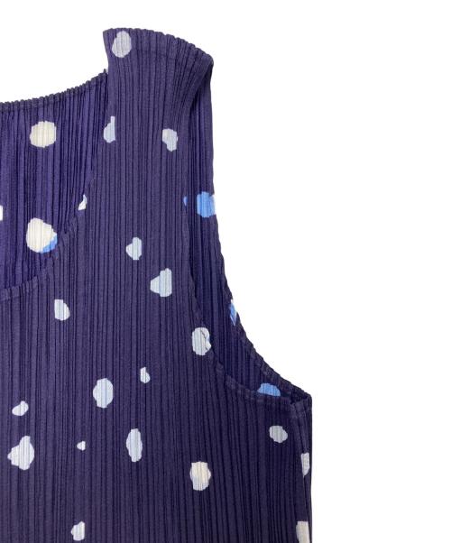 PLEATS PLEASE（プリーツプリーズ）PLEATS PLEASE (プリーツプリーズ) ドットノースリーブプリーツチュニック パープル×ホワイト サイズ:SIZE 4の古着・服飾アイテム