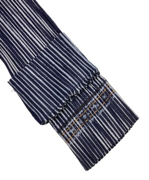 PLEATS PLEASE（プリーツプリーズ）PLEATS PLEASE (プリーツプリーズ) デニム転写プリーツカーディガン ネイビー×ホワイト サイズ:SIZE 3の古着・服飾アイテム