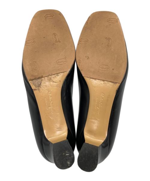 Salvatore Ferragamo（サルヴァトーレ フェラガモ）Salvatore Ferragamo (サルヴァトーレ フェラガモ) ガンチーニパンプス ブラック サイズ:6 1/2 Dの古着・服飾アイテム