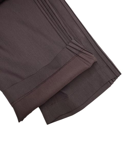 im MEN ISSEY MIYAKE（アイム メン イッセイミヤケ）im MEN ISSEY MIYAKE (アイム メン イッセイミヤケ) AIR PLEATS ブラウン サイズ:SIZE2の古着・服飾アイテム