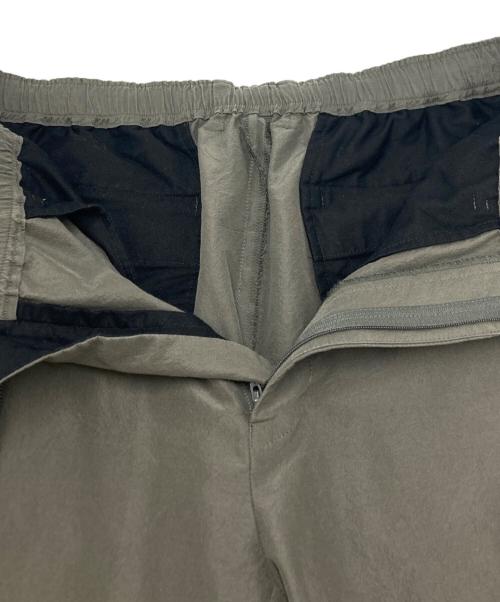 MARKAWARE（マーカウェア）MARKAWARE (マーカウェア) BRATAC SILK × ORGANIC WOOL TAFFETA REGULAR STRAIGHT TRUCK PANTS グレー サイズ:SIZE　1の古着・服飾アイテム