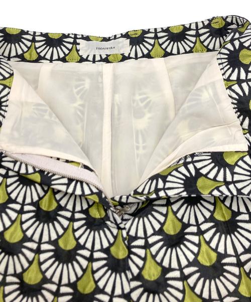 TODAYFUL（トゥデイフル）TODAYFUL (トゥデイフル) Jacquard Slit Trousers ブラック サイズ:SIZE　36の古着・服飾アイテム