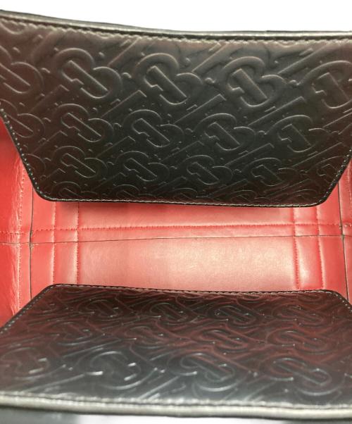 BURBERRY（バーバリー）BURBERRY (バーバリー) エンボスモノグラム2WAYバッグ ブラックの古着・服飾アイテム