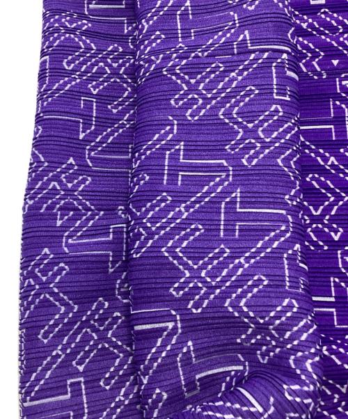 PLEATS PLEASE（プリーツプリーズ）PLEATS PLEASE (プリーツプリーズ) MoMA (モマ) コラボプリーツスヌード ブルー サイズ:不明の古着・服飾アイテム