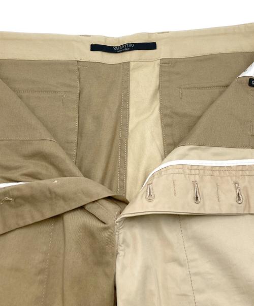 VALENTINO（ヴァレンティノ）VALENTINO (ヴァレンティノ) バイカラーハーフパンツ ベージュ サイズ:SIZE 48の古着・服飾アイテム