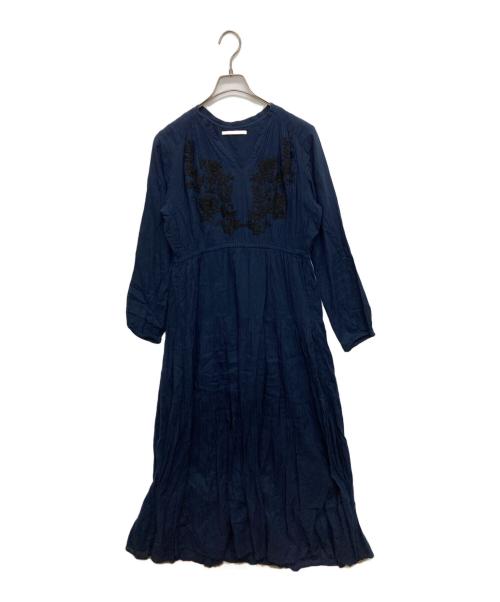 ne quittez pas（ヌキテパ）ne quittez pas (ヌキテパ) 刺繍ワンピース ネイビー サイズ:SIZE FREEの古着・服飾アイテム