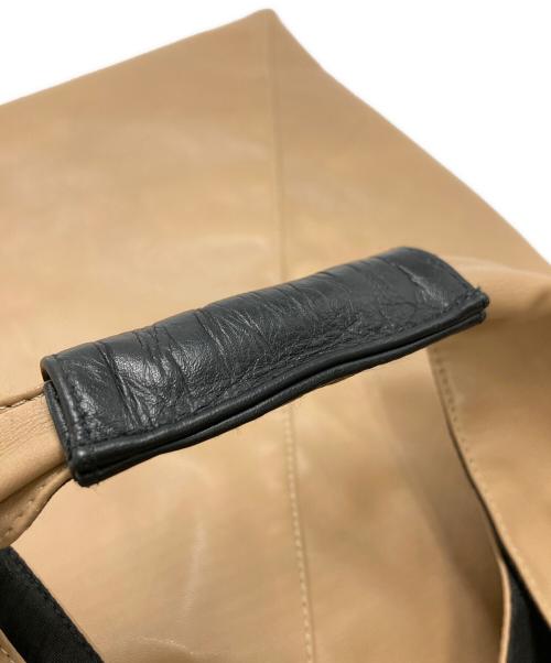 MM6 Maison Margiela（エムエムシックスメゾンマルジェラ）MM6 Maison Margiela (エムエムシックスメゾンマルジェラ) エコレザー スモールジャパニーズトートバッグ ベージュ サイズ:不明の古着・服飾アイテム