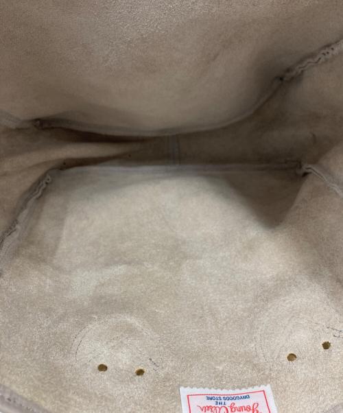 YOUNG & OLSEN The DRYGOODS STORE（ヤングアンドオルセン ザ ドライグッズストア）YOUNG & OLSEN The DRYGOODS STORE (ヤングアンドオルセン ザ ドライグッズストア) レザートートバッグ ベージュ サイズ:不明の古着・服飾アイテム