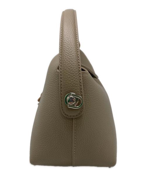 FUTURE CLASSICS（フューチャークラシック）FUTURE CLASSICS (フューチャークラシック) 2WAYショルダーバッグ ベージュ サイズ:実寸サイズをご参照下さい。の古着・服飾アイテム