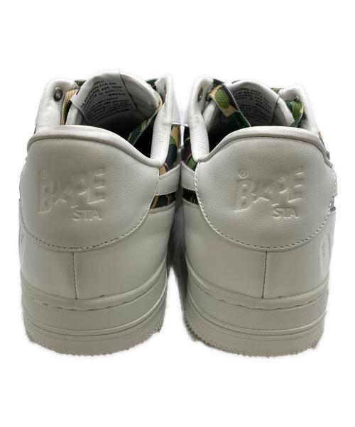 A BATHING APE（ア ベイシング エイプ）A BATHING APE (ア ベイシング エイプ) ベイプスタ カモフラ ローカットスニーカー ホワイト×カーキ サイズ:US11の古着・服飾アイテム
