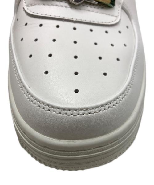 A BATHING APE（ア ベイシング エイプ）A BATHING APE (ア ベイシング エイプ) ベイプスタ カモフラ ローカットスニーカー ホワイト×カーキ サイズ:US11の古着・服飾アイテム