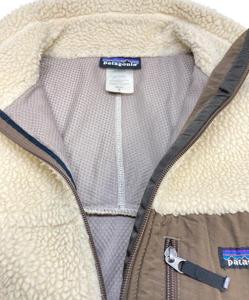 Patagonia（パタゴニア）Patagonia (パタゴニア) CLASSIC RETRO-X JACKET ベージュ サイズ:SIZE Sの古着・服飾アイテム