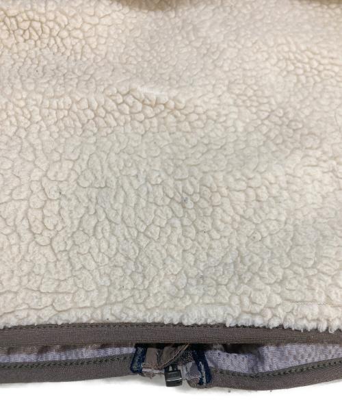 Patagonia（パタゴニア）Patagonia (パタゴニア) CLASSIC RETRO-X JACKET ベージュ サイズ:SIZE Sの古着・服飾アイテム