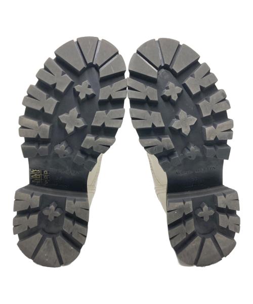 ALEXANDER McQUEEN（アレキサンダーマックイーン）ALEXANDER McQUEEN (アレキサンダーマックイーン) ワンダーチェルシーブーツ ホワイト サイズ:SIZE 36の古着・服飾アイテム