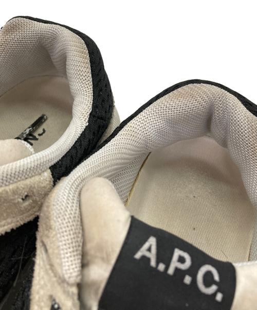 A.P.C.（アーペーセー）A.P.C. (アーペーセー) ローカットスニーカー ブラック サイズ:24の古着・服飾アイテム